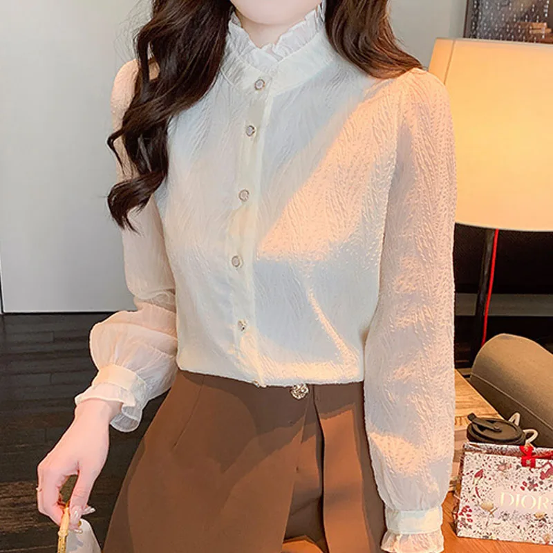 Женская шифоновая блузка с длинным рукавом оборками