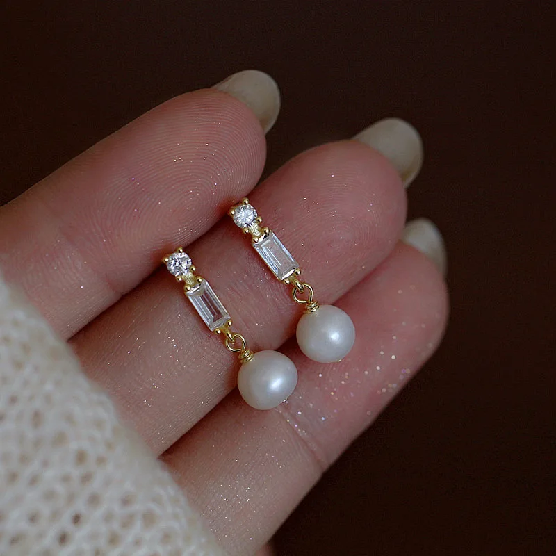 

925 Sterling Silver Round Retro Elegant Pearl Female Earrings 2022 New Trendy High Zircon Earrings Match Personality Earrings