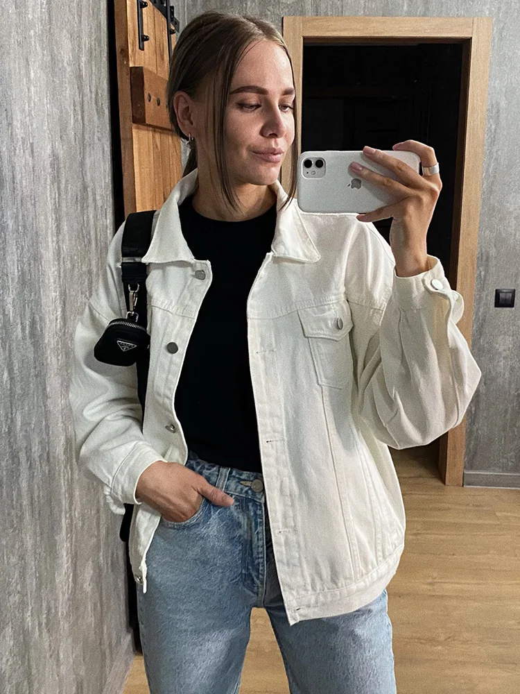 Рисунок 3 - Демисезонная джинсовая куртка для женщин