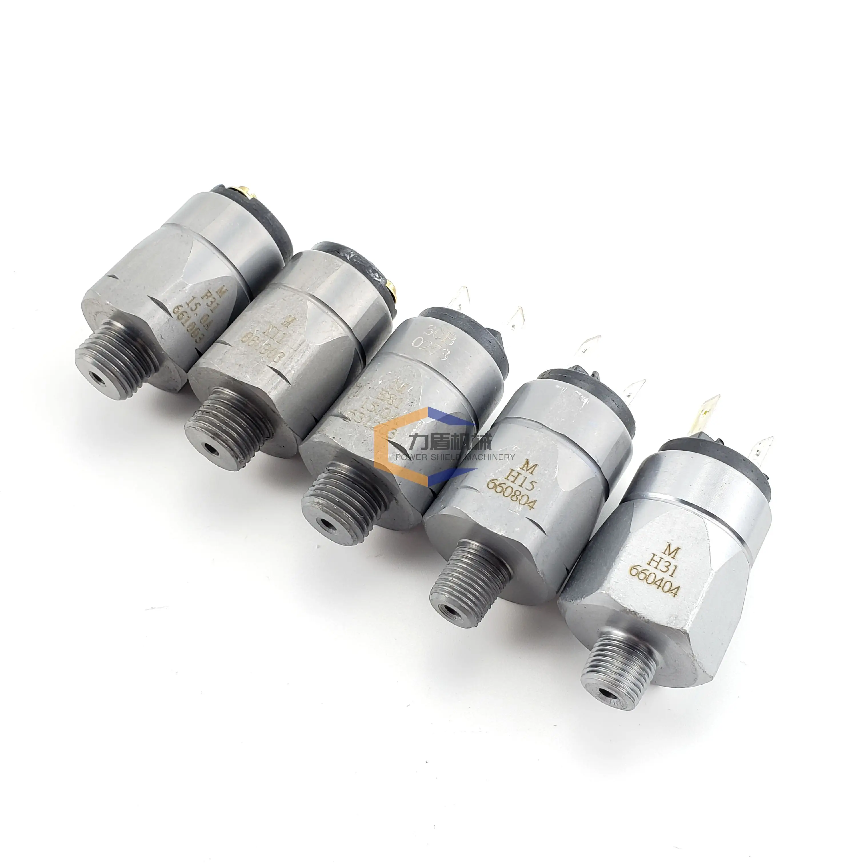 

Excavator accessories are suitable for Yuchai Liugong Sany XCMG Xiagong domestically produced oil pressure sensor idle switch