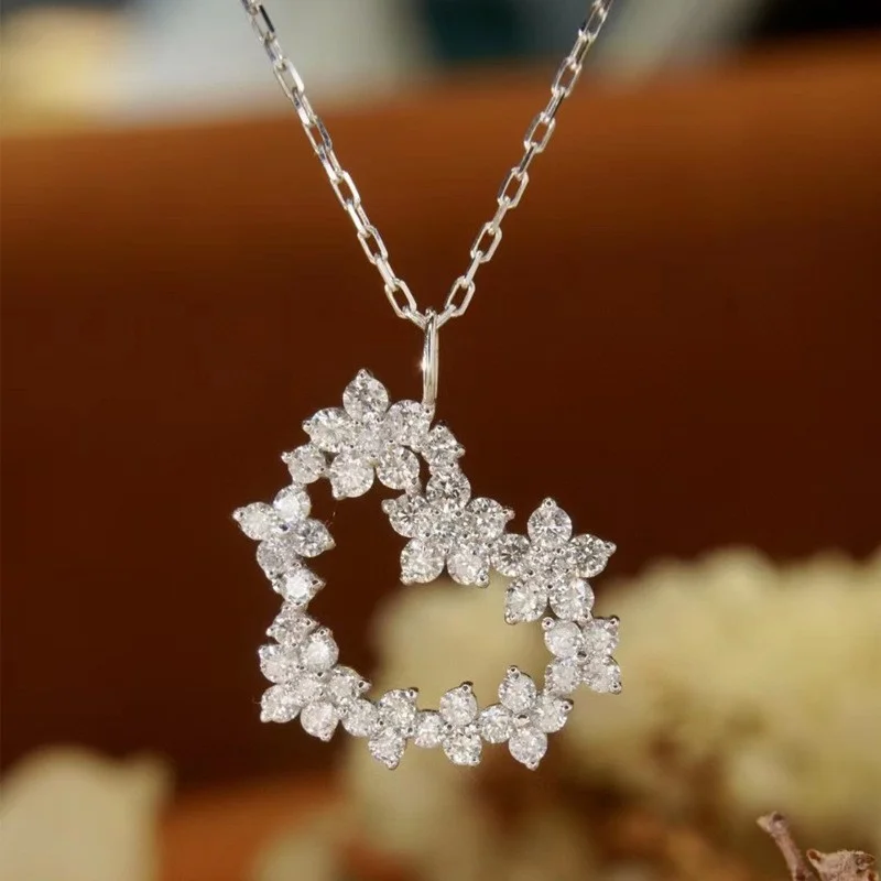 

New Romantic Flowers Heart Necklace Full Shiny White Cubic Zirconia Luxury Fashion Women Jewelry Exquisite Gift Wholesale Lot