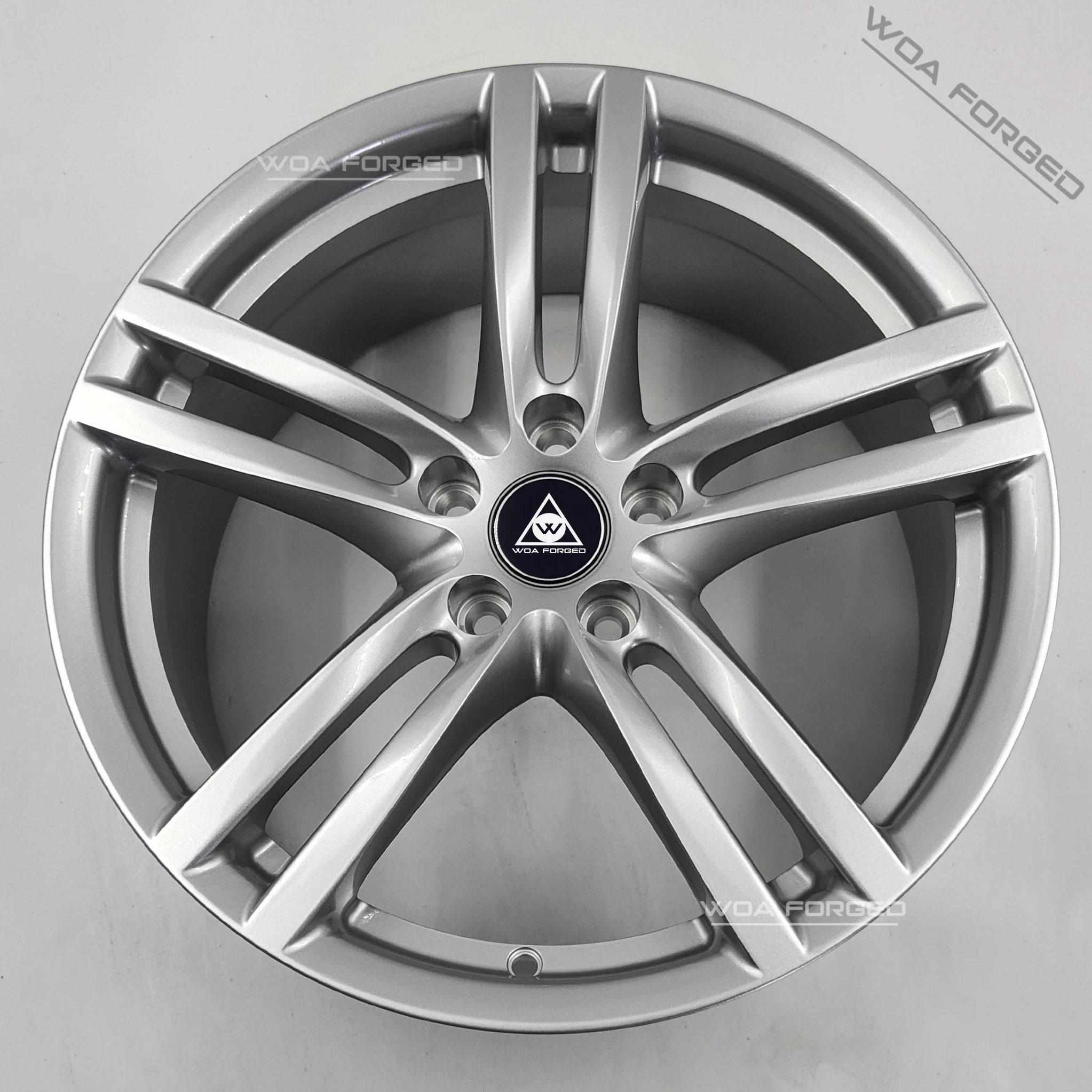 Фото Кованые диски SAAB Aero X Super Silver: высококачественные легкосплавные спортивные диски для 93, 95, 9000, Spyker №4
