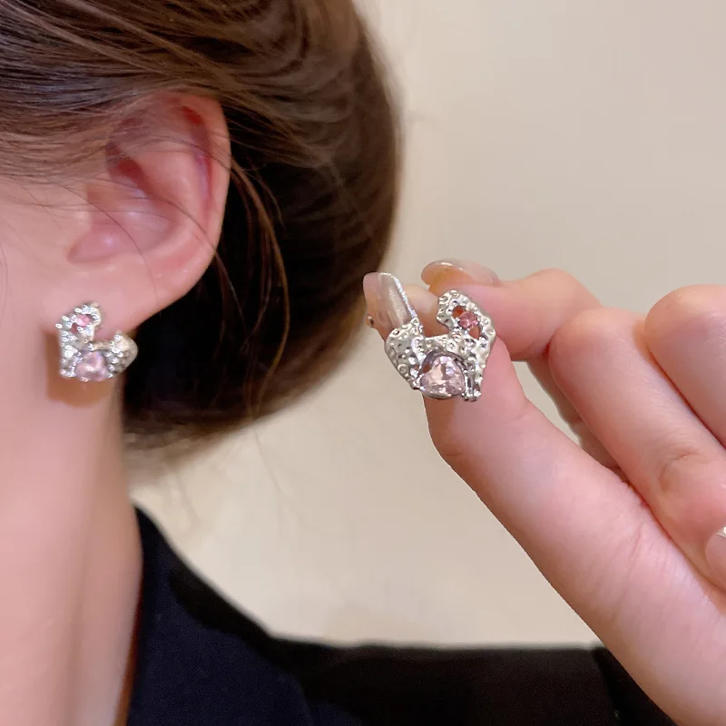 

Крутые женские серьги неправильной формы из жидкого металла в виде сердца для женщин 2023, модные женские серьги в виде звеньев, подарок, Роск...