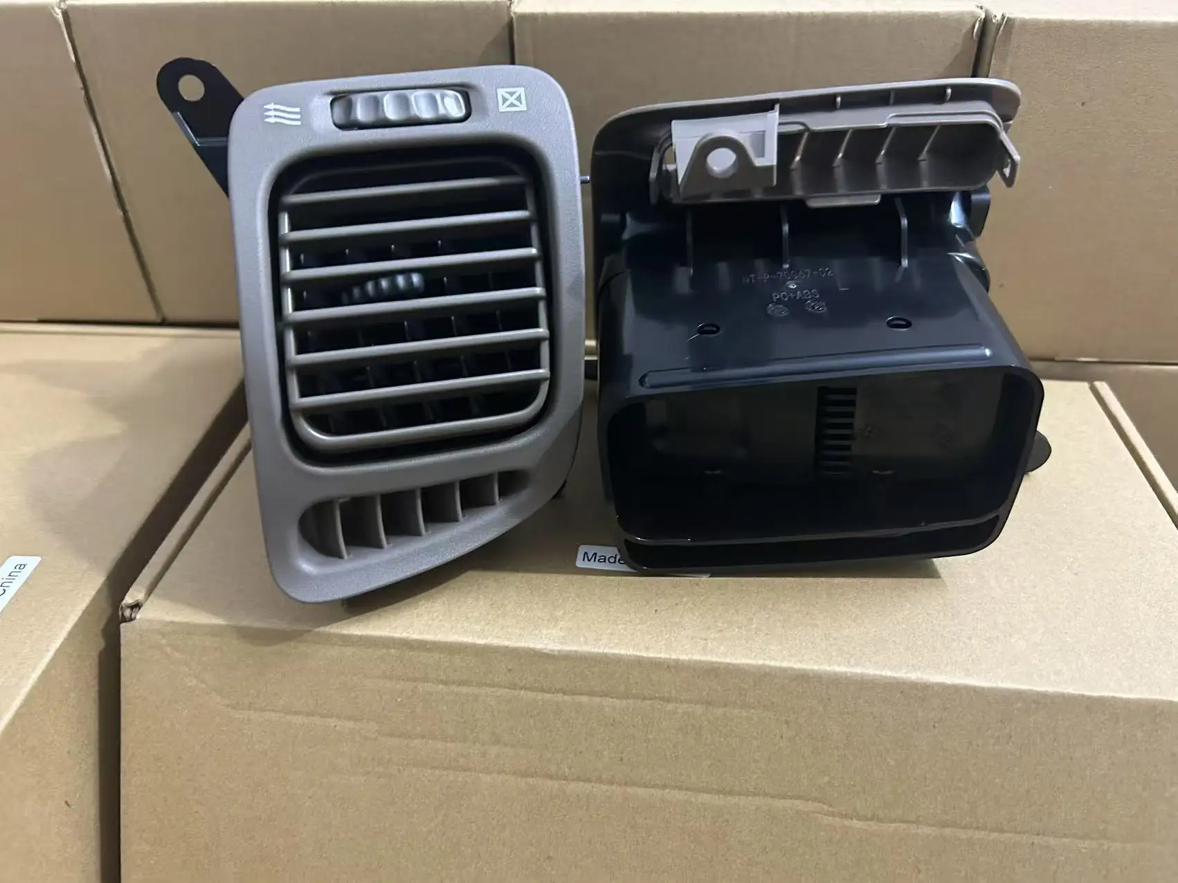 Для Lexus LX470 1998-2007 Toyota Land Cruiser LC100 Центральное вентиляционное отверстие приборной панели Боковой вентилятор Выпускной вентилятор кондиционера в сборе