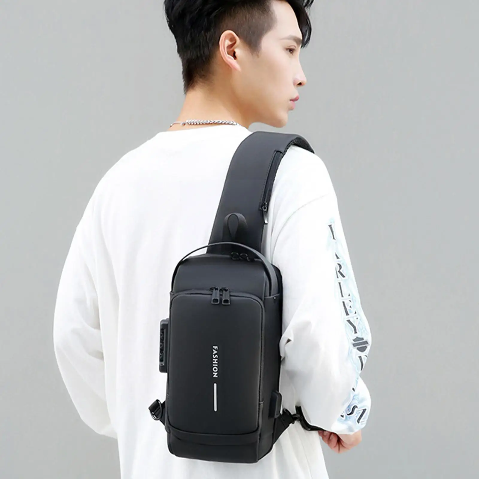 

Men's Waterproof Usb Charging Oxford Crossbody Bag Anti-theft Shoulder Sling Bag Short Travel Messenger Chest Pack For Male D9c1