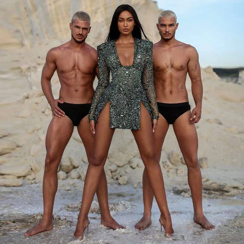 

Sequin Evening Dresses 2022 Sparkle Long Sleeves Split Sexy Celebrity Gowns Fashion V-Neck zipper Sheath Formal Party Dress