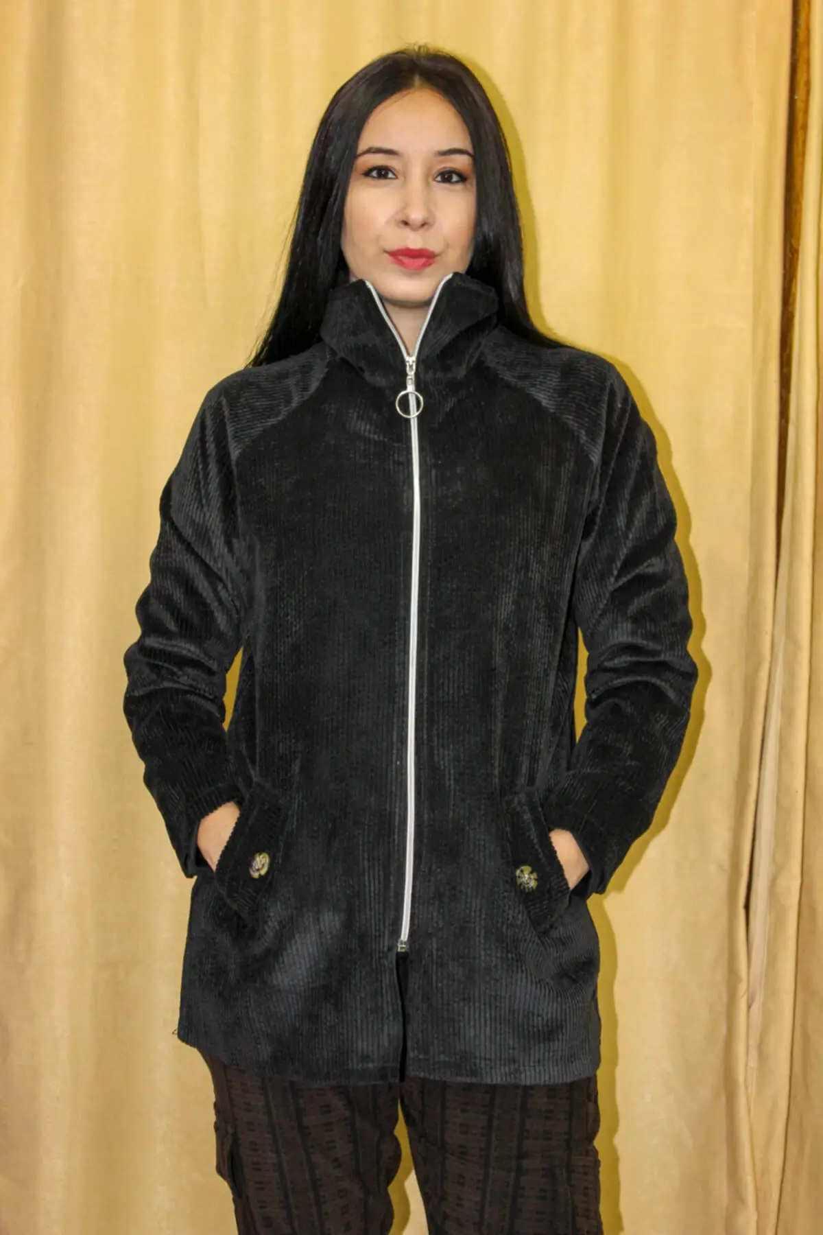 

Women's Cardigan Velvet Fabric Casual Knitted High Quality Fashion Cardigan Sweaters Loose Sweater Jumper