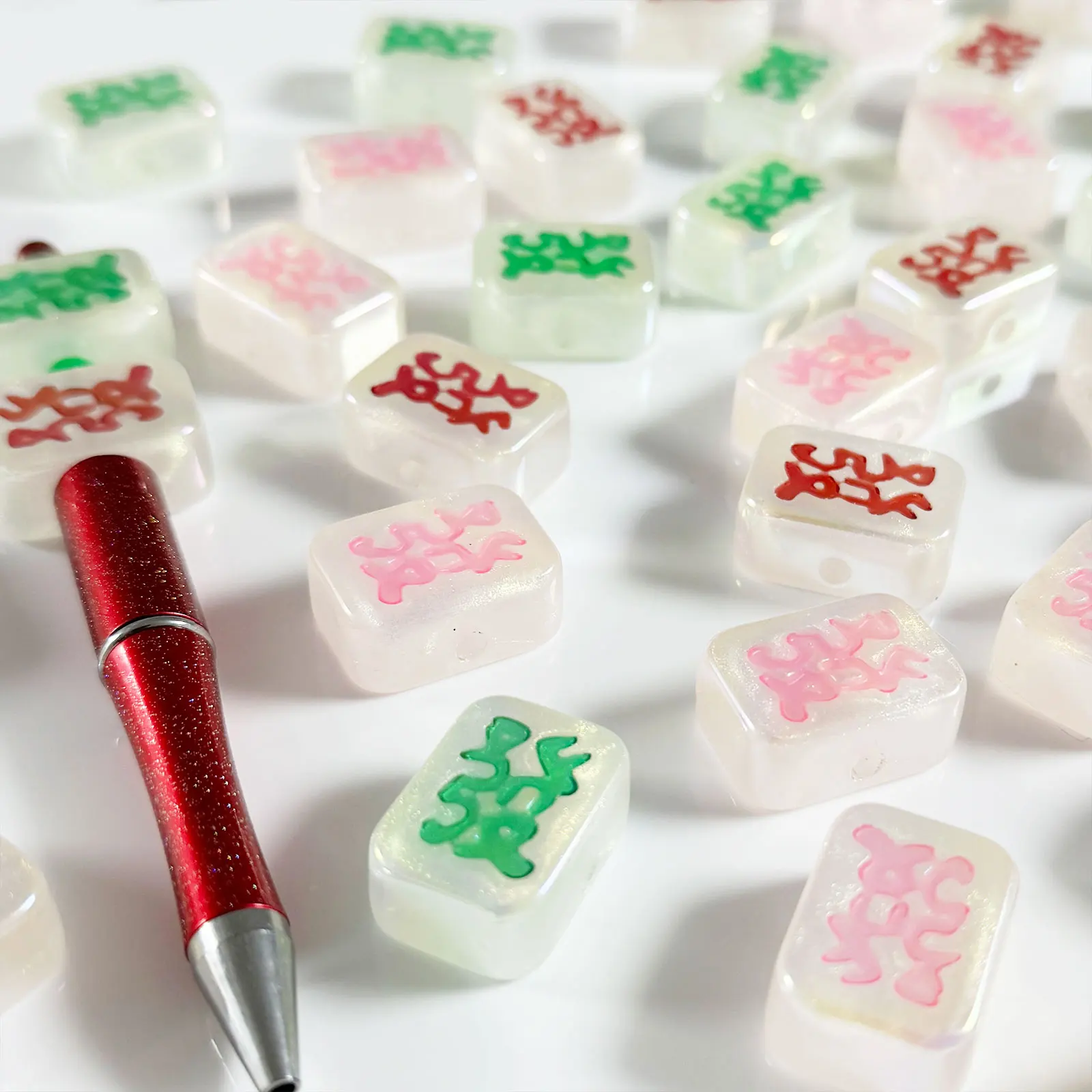 Светящиеся блестящие бусины в виде русалки для телефона