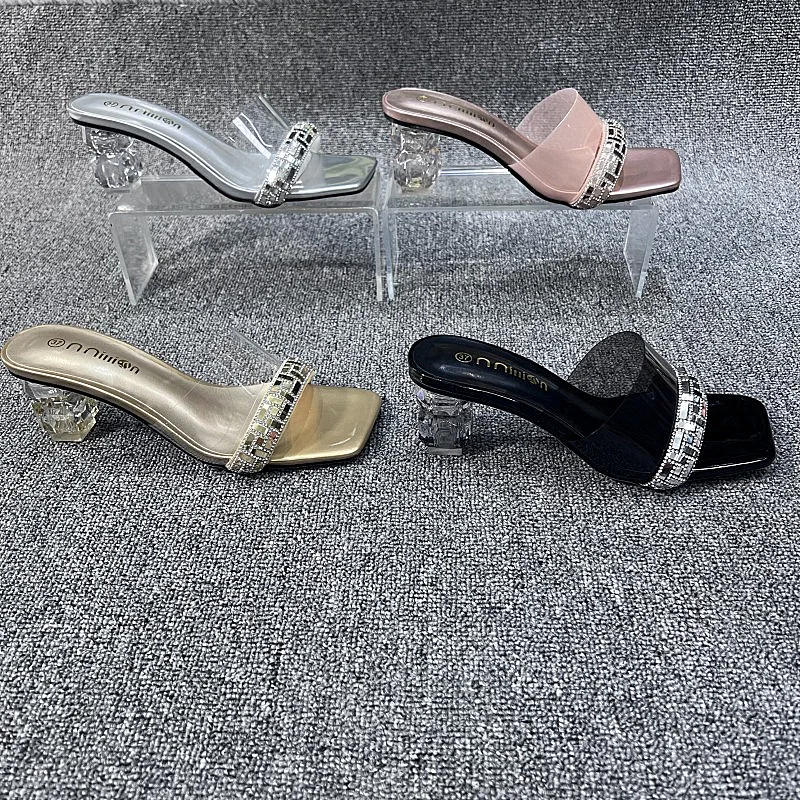 

2022 European and American women's summer large size high-heeled transparent thick-heeled slippers 3134