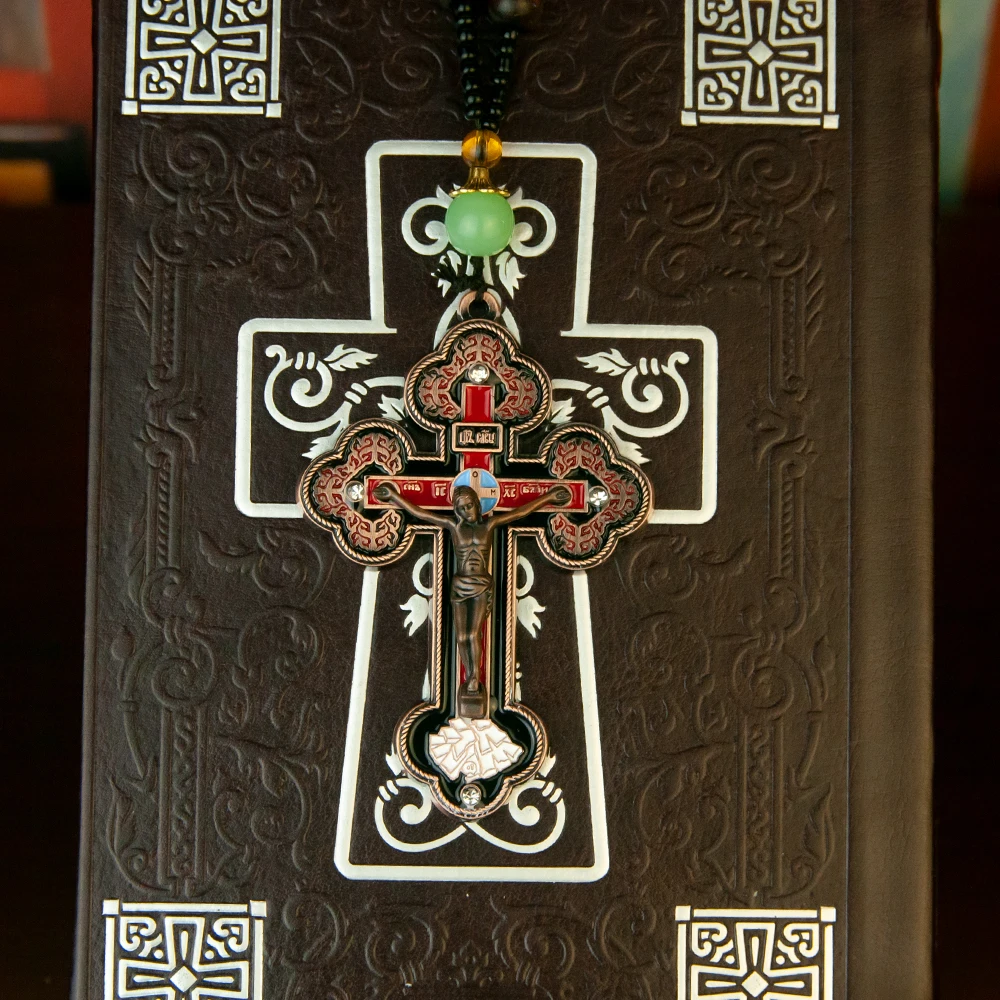 

Христианская подвеска HTISOK