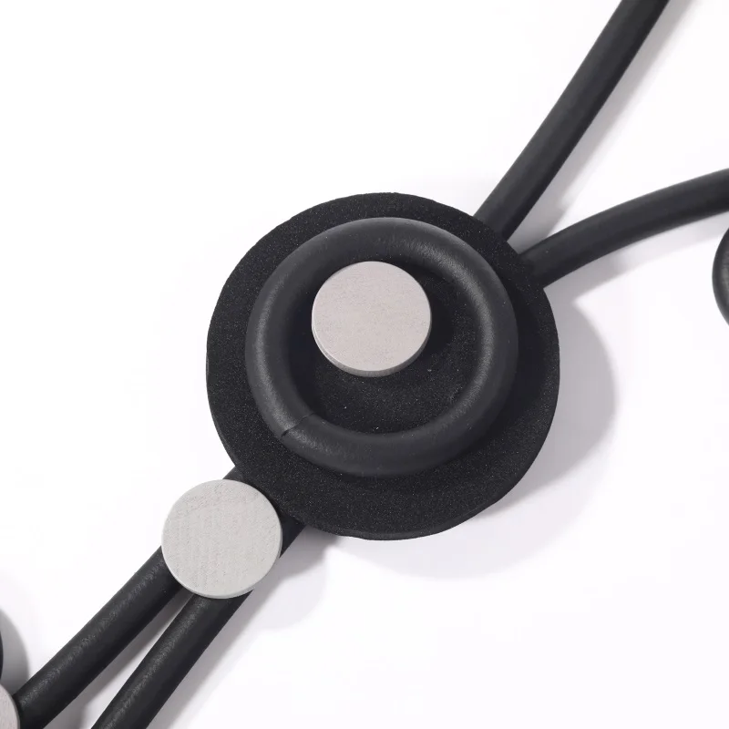 Длинное кожаное ожерелье для женщин винтажная цепь свитера черного цвета в