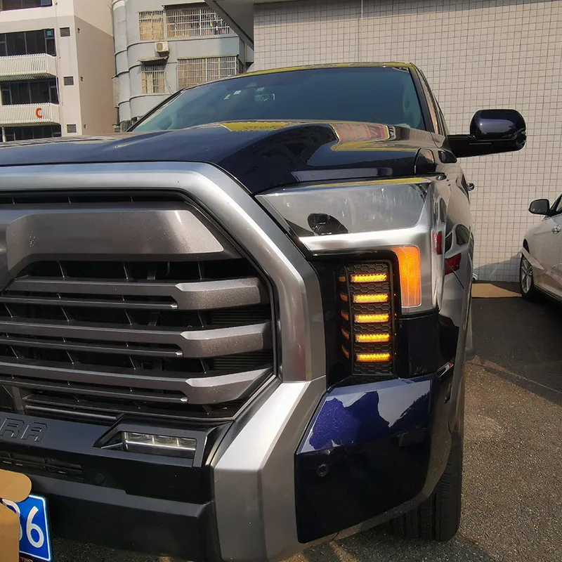 

For Toyota Tundra 2022-2023 Daytime Running light Brake Lights Strobe Light Reversing Light LED headlamp assembly