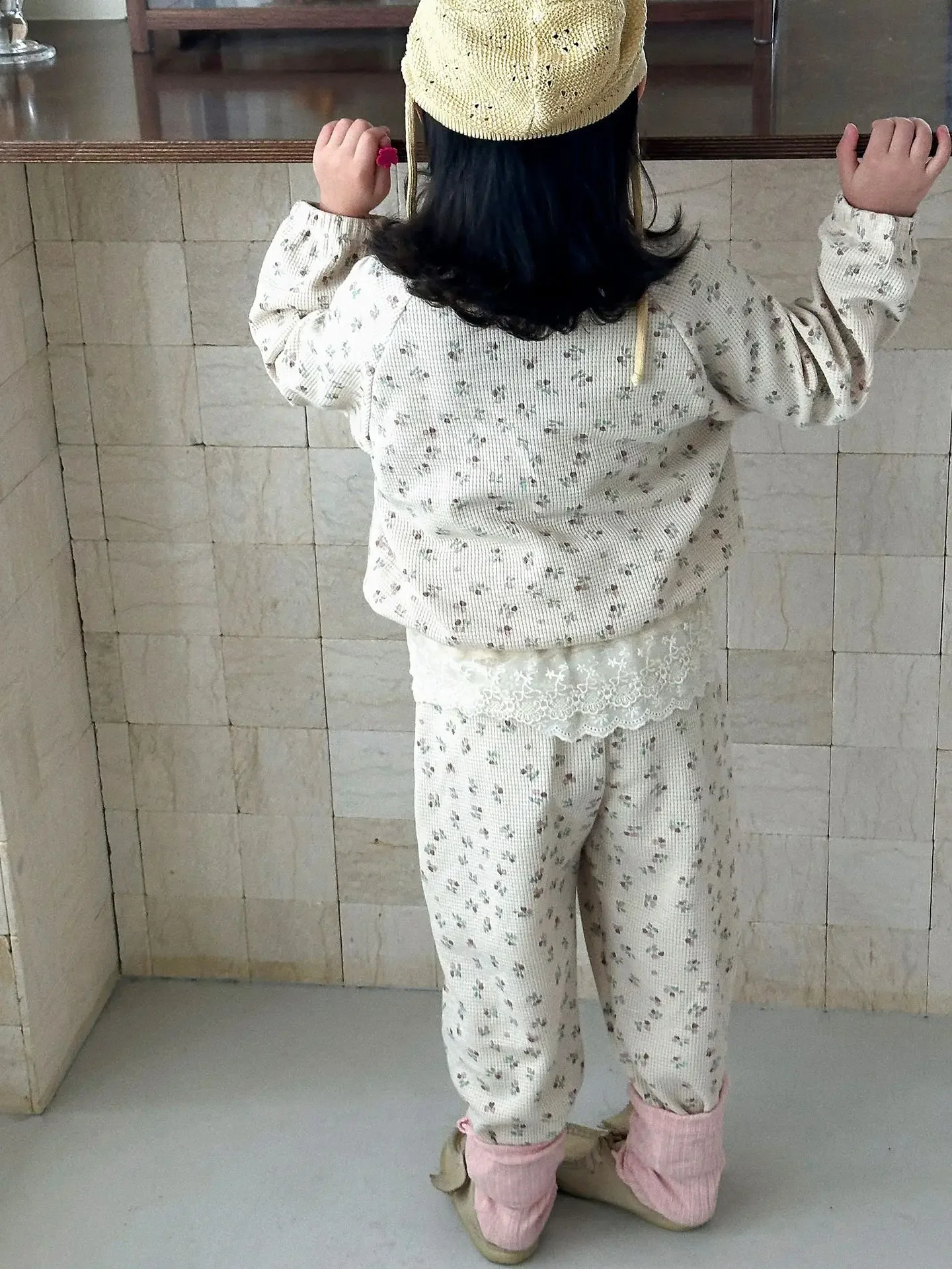 Комплект детской одежды осень 2024 новинка для мальчиков и девочек корейский