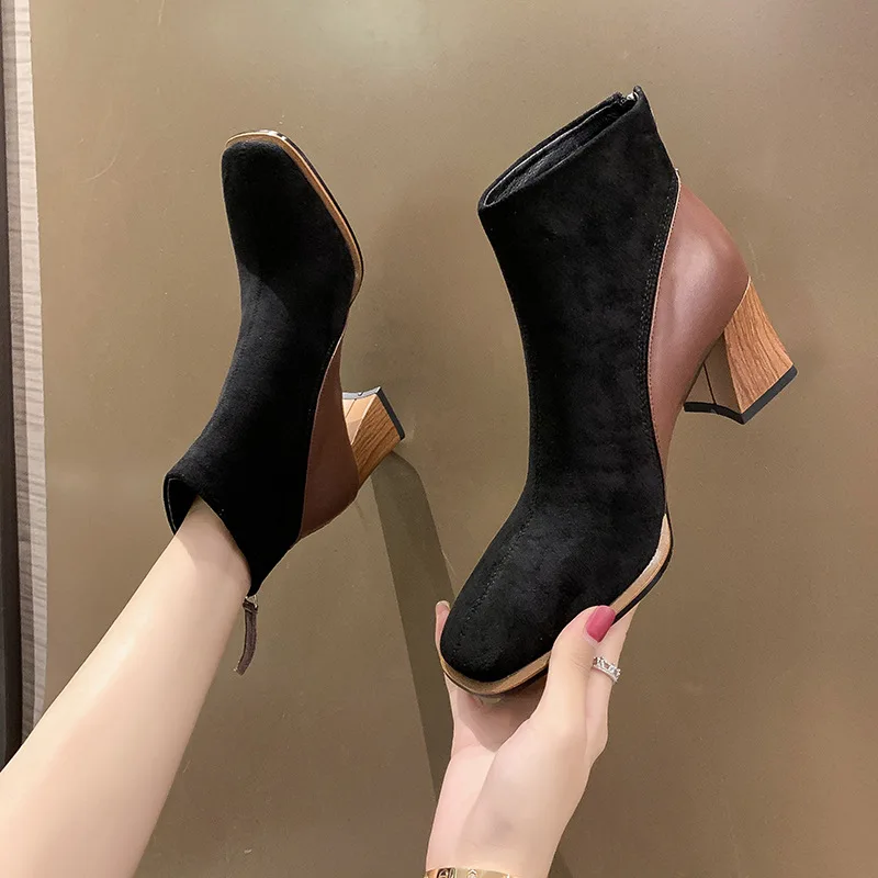 

Женские ботинки на молнии, с резиновой подошвой, до щиколотки