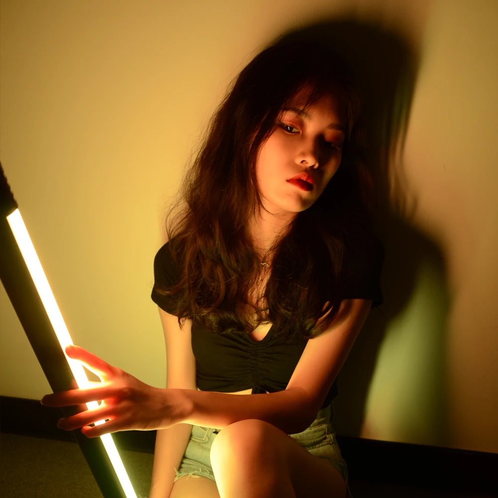 

Photographic LED Stick Light Lamp Rod Handheld Light Portable Outdoor Shooting Lamp RGB Ice Stick Lamp 12 Special Effects
