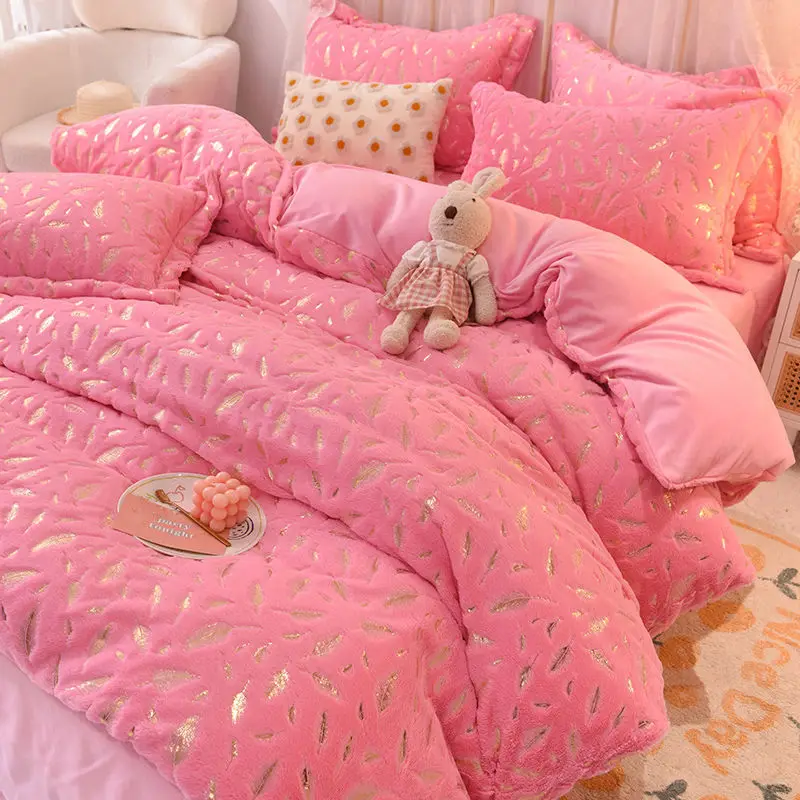 

4 Pieces Pink Strawberry Kawaii Bedding Set Luxury Children Quilt Covers Soft Quilt Duvet Cover Pillowcase And Sheets Decor Bed