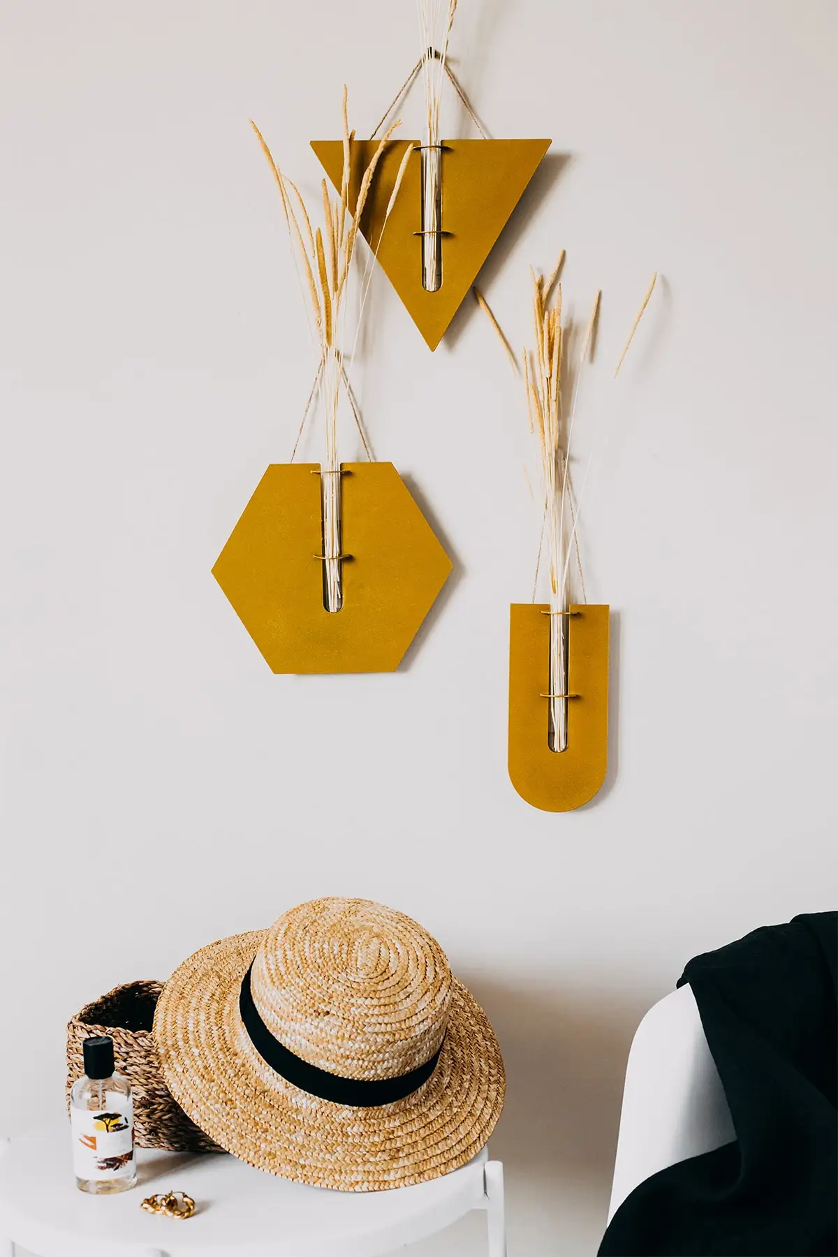 

Набор из 3 декоративных металлических ваз разных цветов 3 цвета золото черный белый настенная ваза другой дизайн стильный современный держатель для цветов