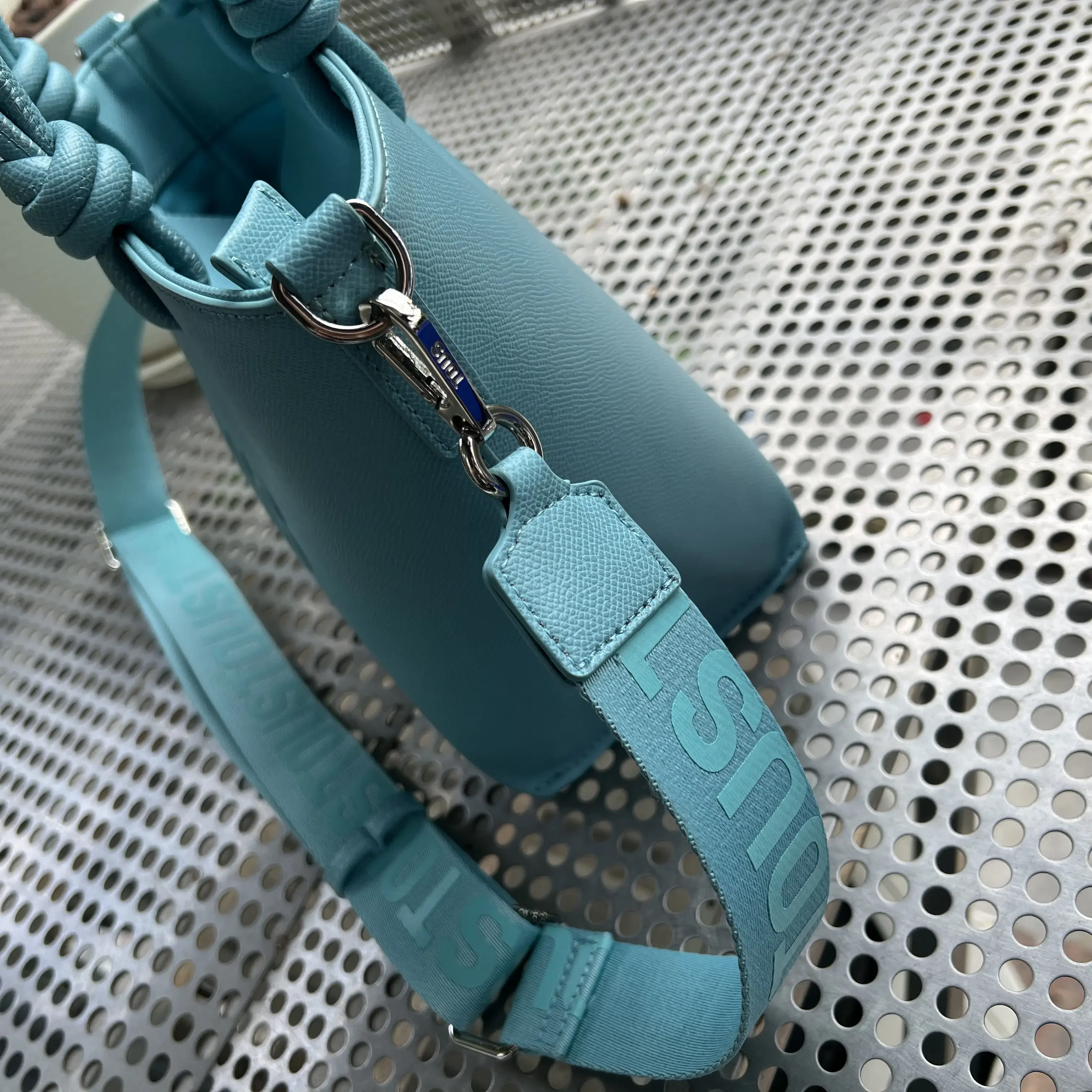 Роскошные женские сумки 2024 года европейские и американские модные элегантные