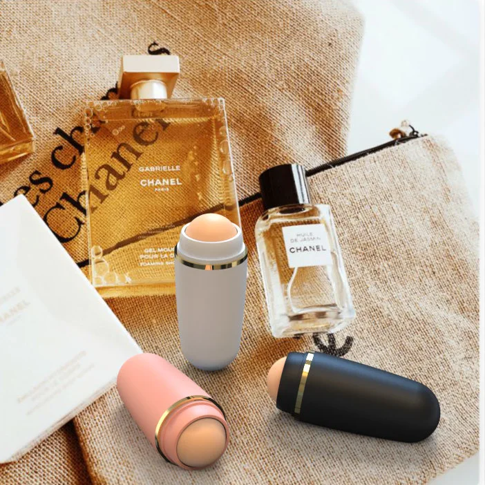 

Ролик для ухода за кожей лица с эффектом поглощения масла