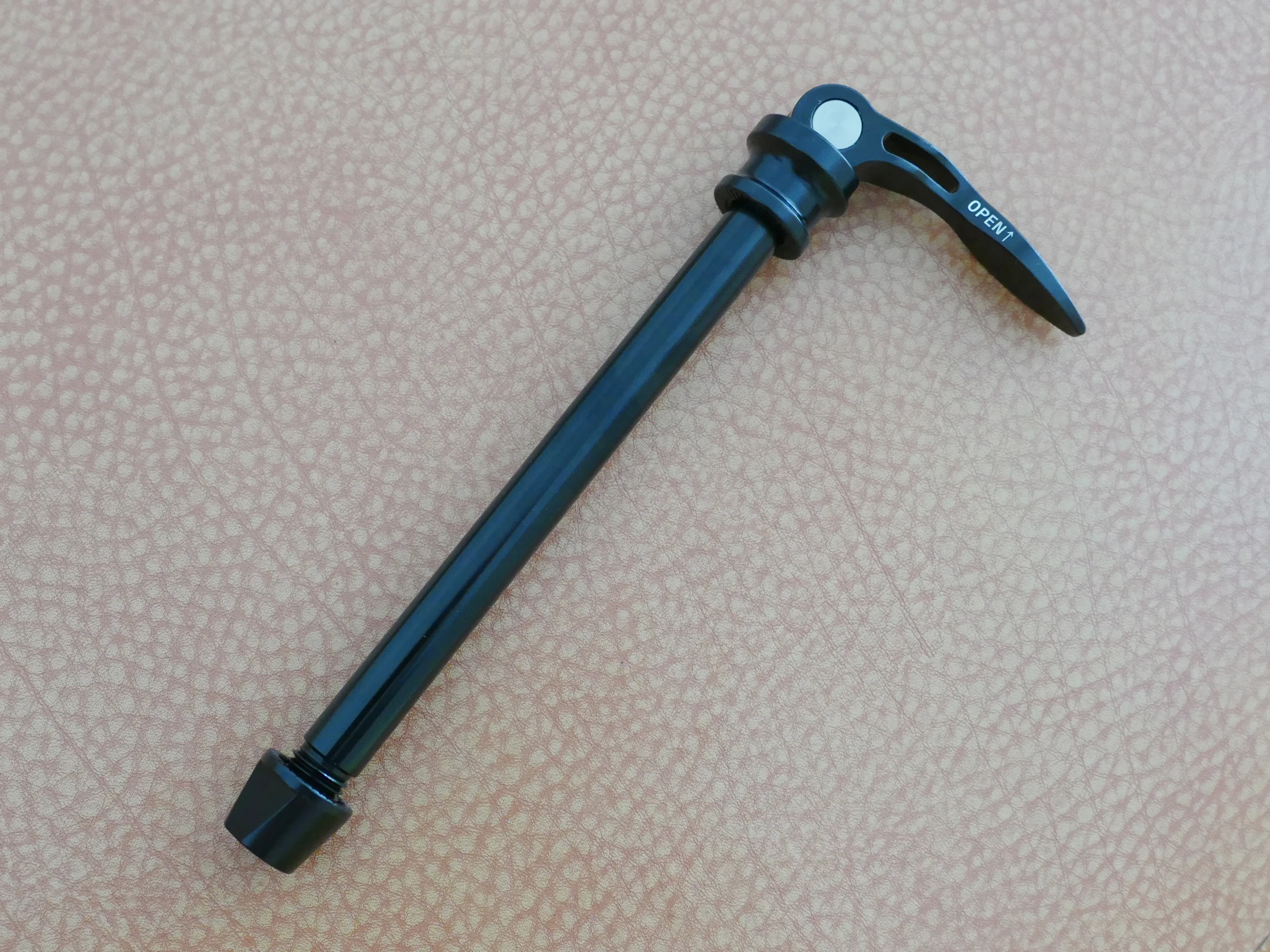 013-1 ось. Ось 15x100 шестигранник. Ось 100мм. 00. 70.