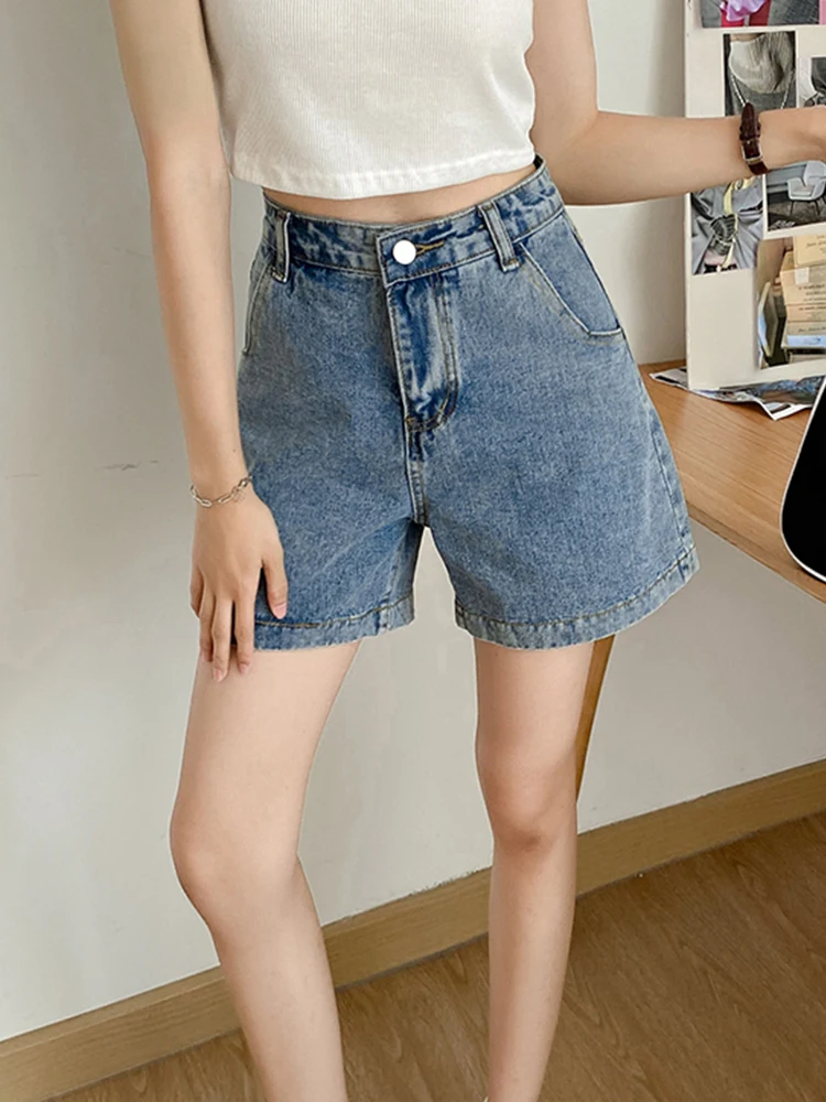 New Summer Women High Waist Wide Leg Blue Denim Shorts Streetwear Female Retro Button Jeans Shorts Bottoms