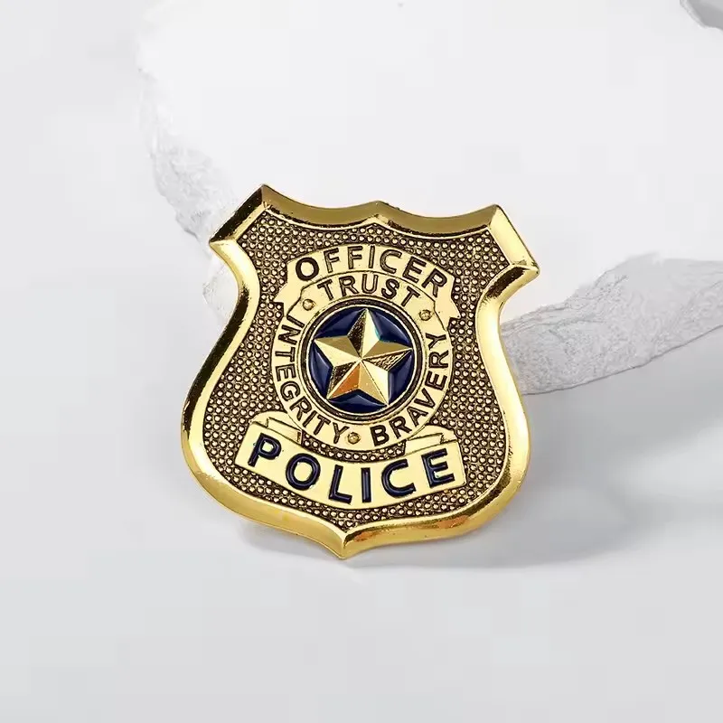 Zootopia Zootropolis Metalowa odznaka Broszka Judy Hopps Police Pin dla kobiet Mężczyźni Biżuteria Akcesoria Halloween Prezent
