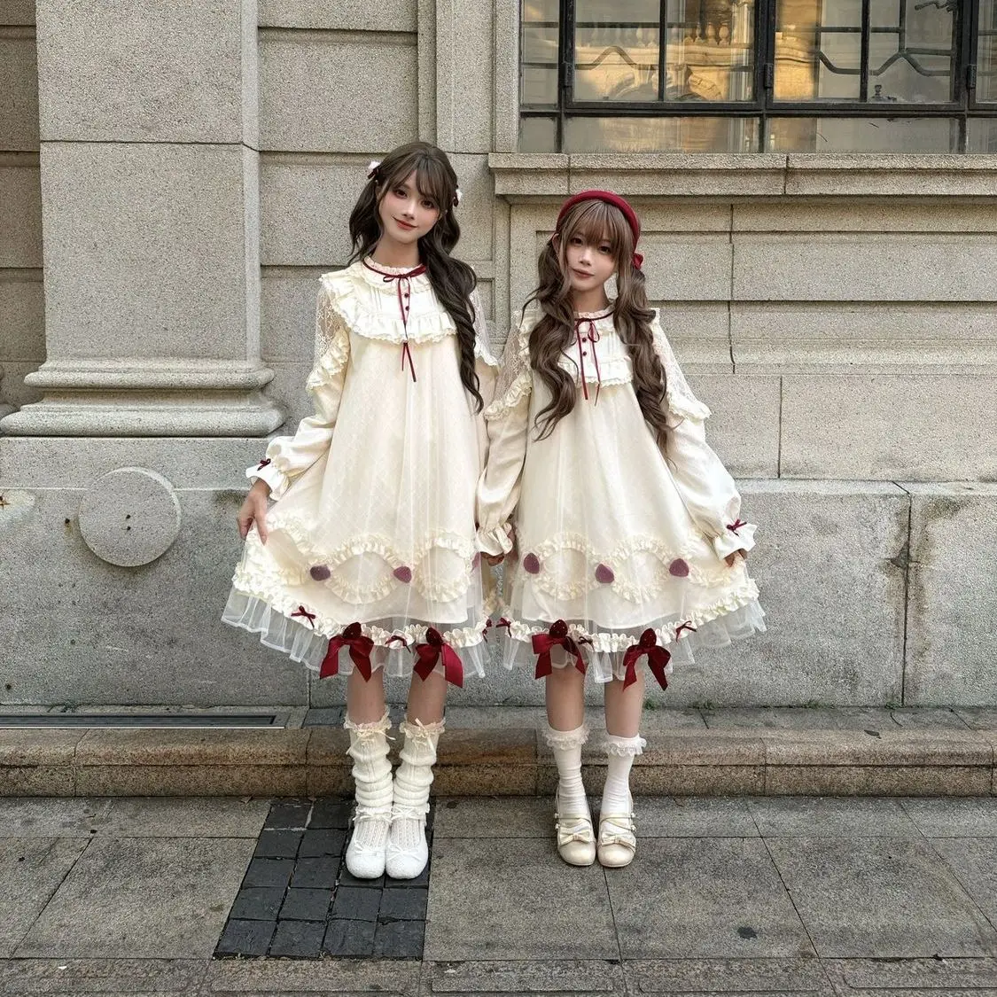 Фото Женское платье Coalfell Sweet Strawberry Lolita OP с длинными рукавами, кружевом, рюшами и бантом, миди-платье в винтажном стиле, платье принцессы А-силуэта. №5