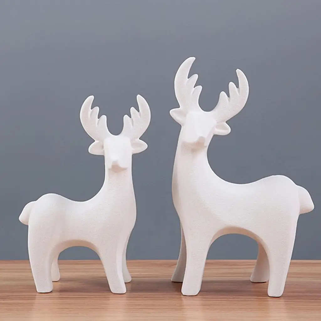 Фигурки белого оленя в шахматном порядке украшение фигурка животного стола
