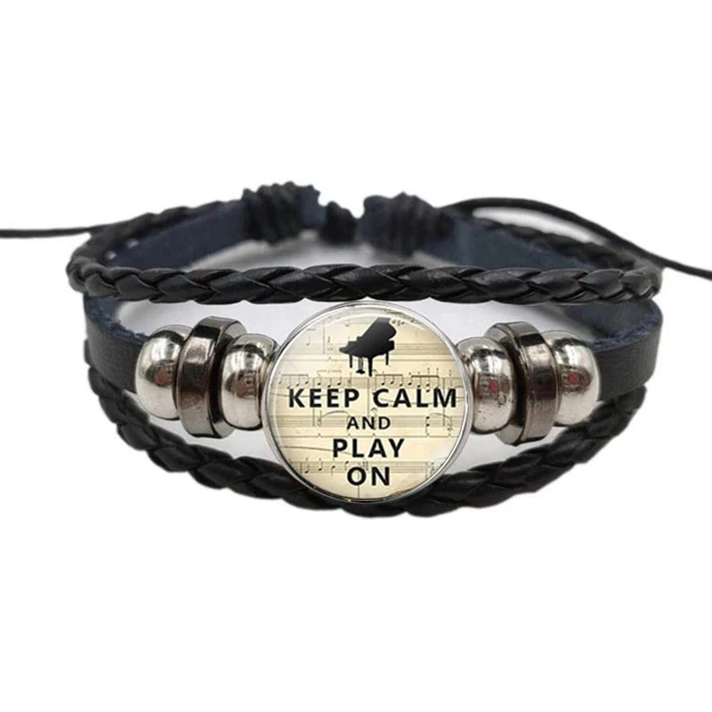 Черный классический музыкальный инструмент пианино гитара кларнет флейта