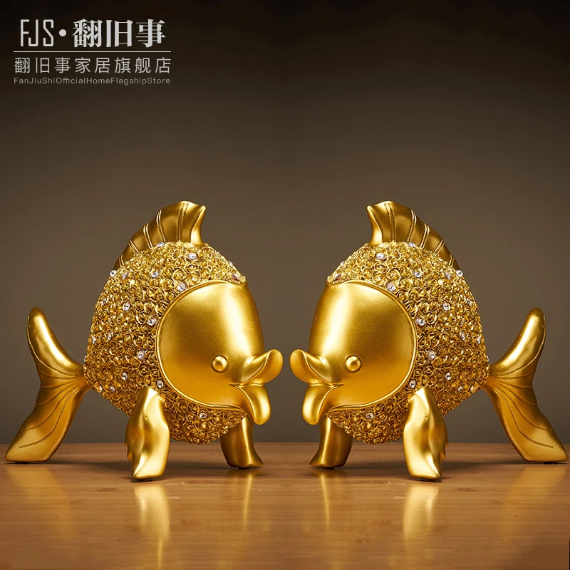 

European Golden Fish Sculpture Resin Statue Modern Home Decor Accessories Animal Model Office Decor Living Room Decoration Gift