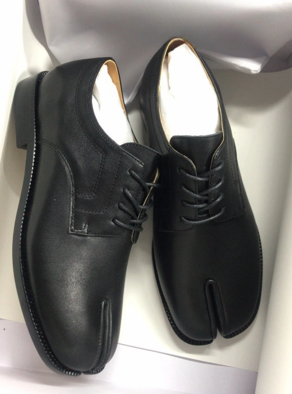 Automne - hiver 2024 euro américain nouvelle semelle épaisse talon Split Toe chaussures en cuir véritable sabot