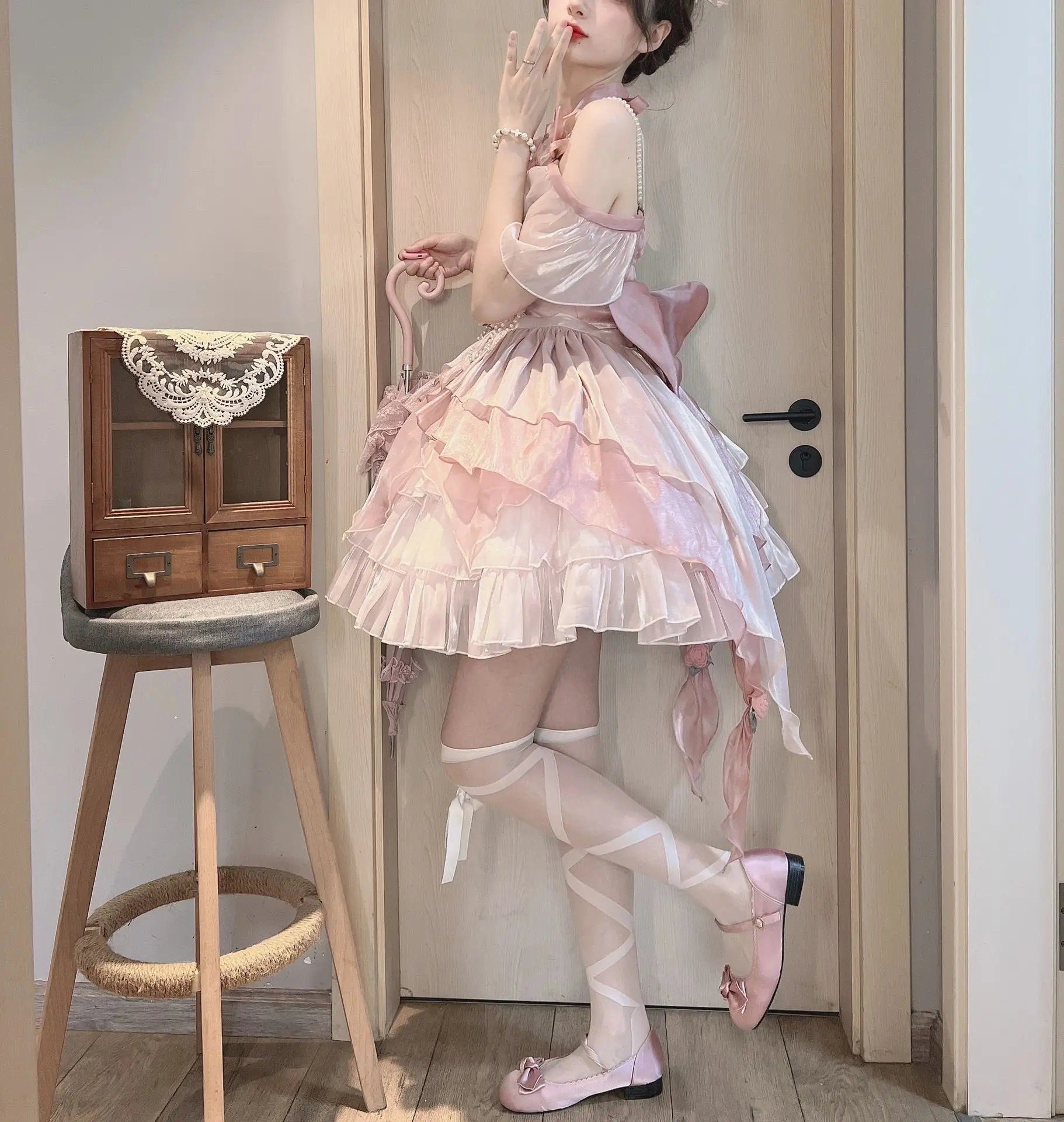 Свадебное платье в стиле &quotЛолита&quot с розовыми цветами Jsk великолепное