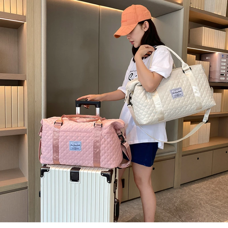 Lightweight Waterproof Travel handbags Travel Bag Large Capacity Sports and Fitness Female Travel Handbags for women