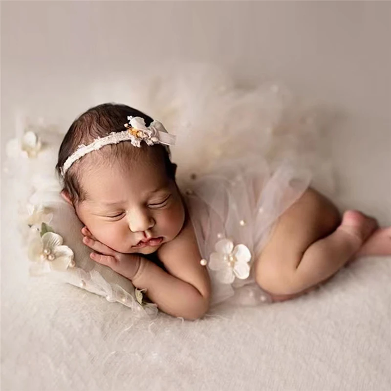 Dvotinst Newborn Baby Photography Props Pearl Mesh 3D Floral Wraps Headband 2-piece Set Studio Shooting Photo Props 40x150cm