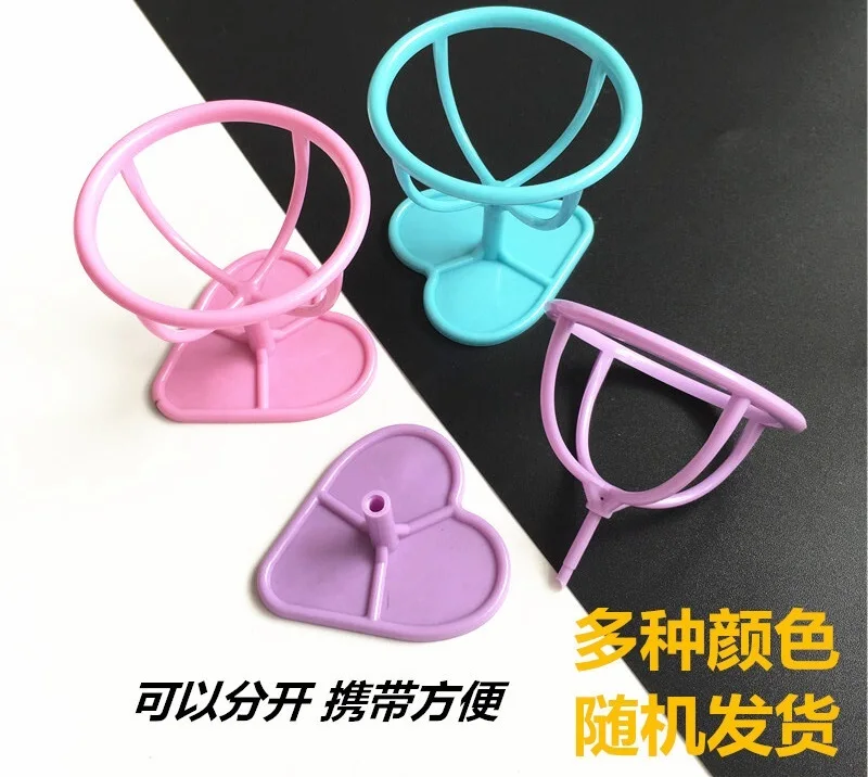 

1PCS random beauty egg shelf metal powder puff storage rack chicken feet gourd drying rack bracket powder puff egg bracket