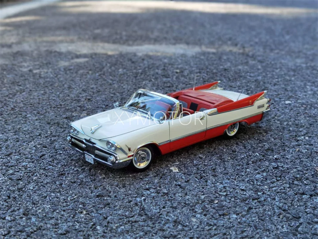 Модель автомобиля под давлением SunStar 1:18 для Dodge 1959 Elite Edition, подарок для хобби, украшения с красным и зеленым дисплеем, коллекция