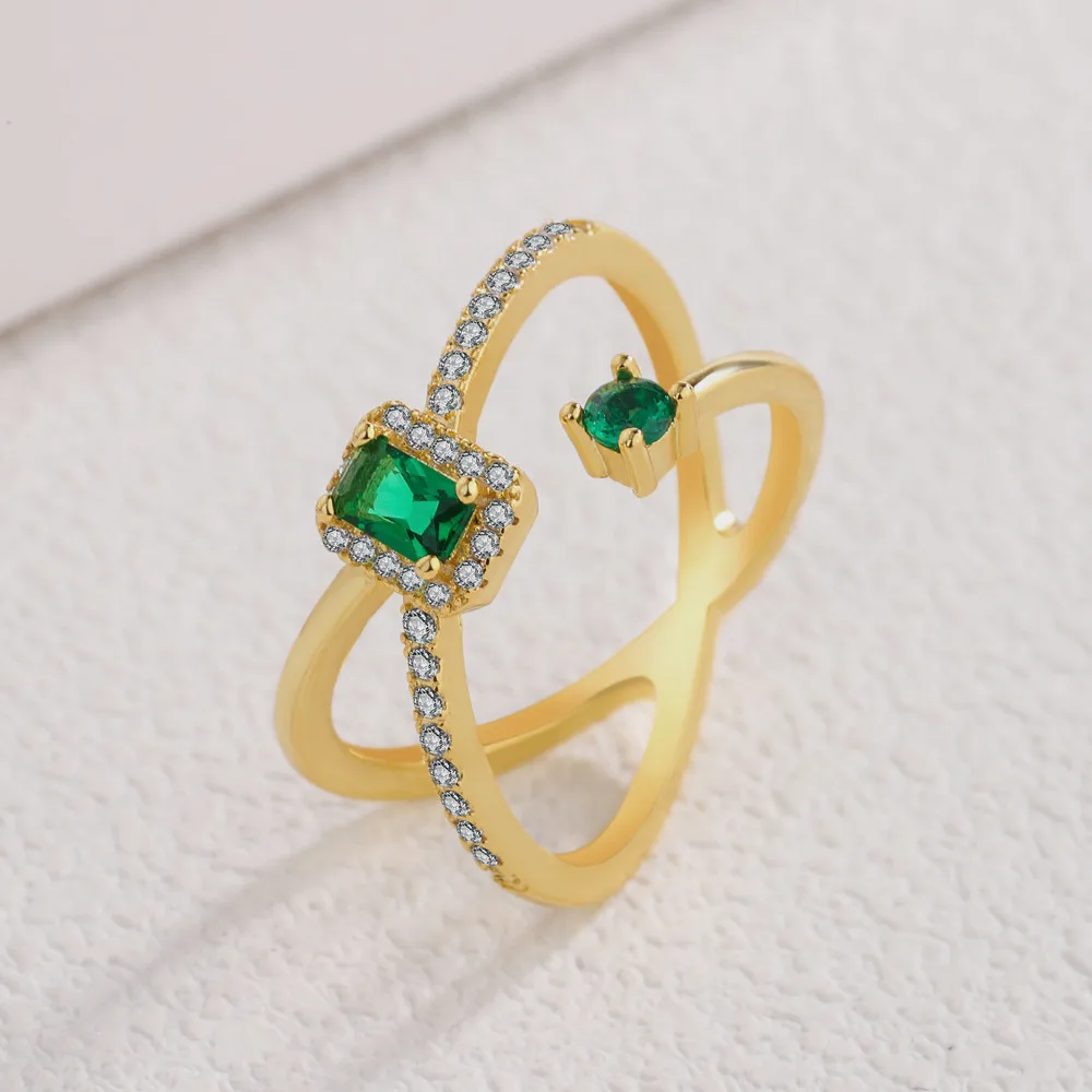 

European and American light luxury emerald ring female niche design ins trendy high-end fashion index finger ring 18k gold ladi