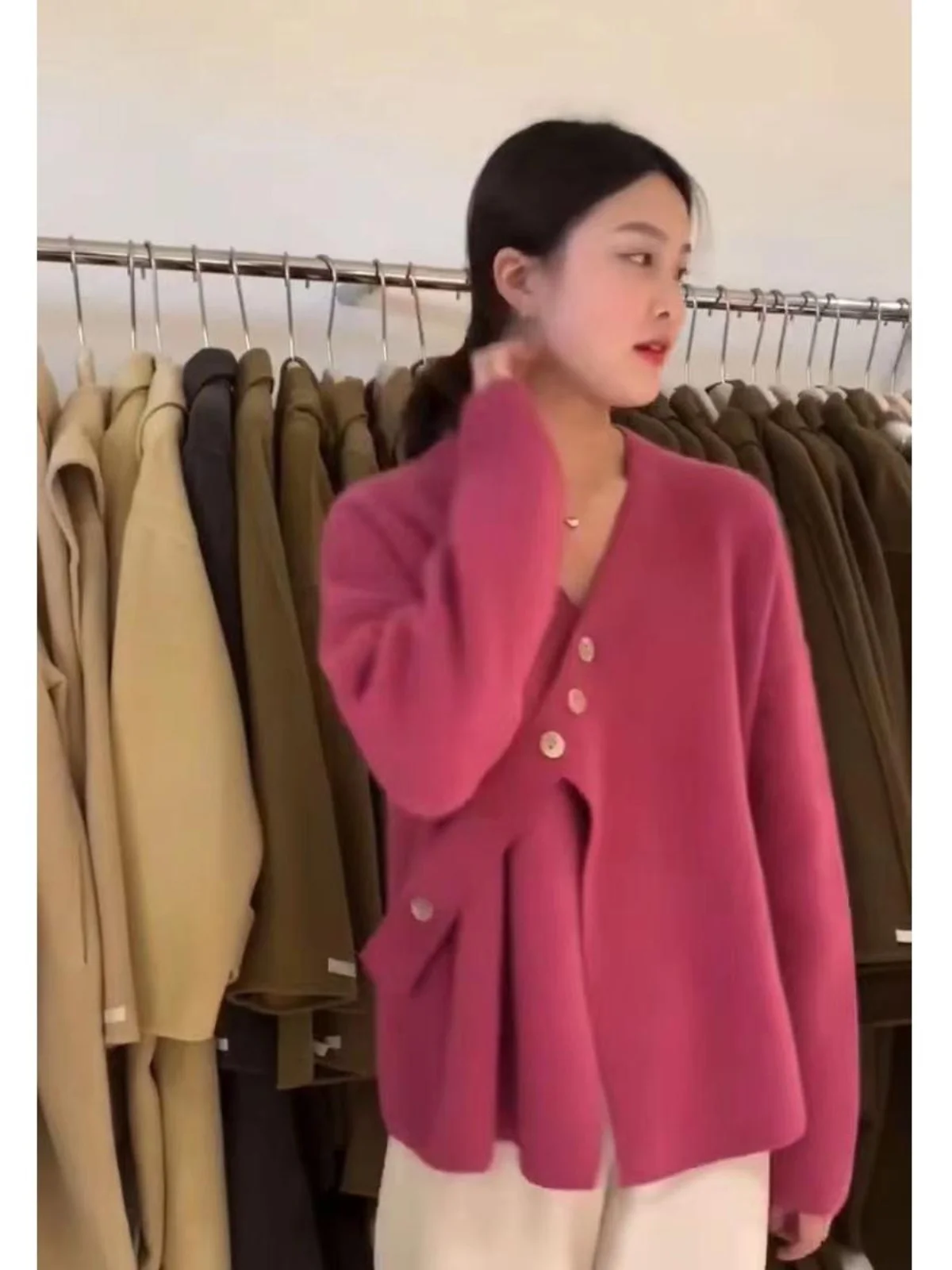 O'moey Южная Корея Dongdaemun новинка зимы 2023 маленький дизайн с v-образным вырезом