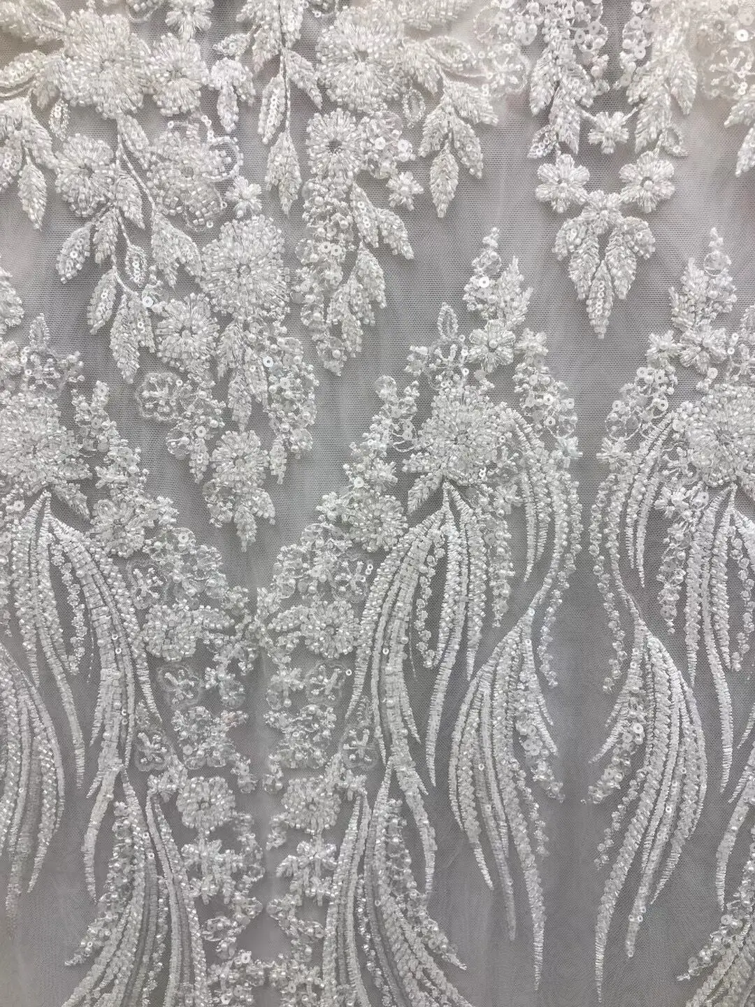 

Beautiful Weddings Design SYJ-1302861 Beaded Fabric Embroidery French Tulle Net Lace Sequin Nigeria Fabirc For Evening Material