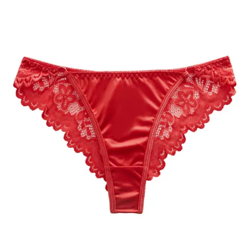 Аяқтарды кискамен таратыңыз