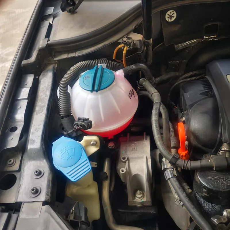 Автомобильный расширительный бачок охлаждающей жидкости OEM 1K 0121407 A для VW Jetta MK5 Golf