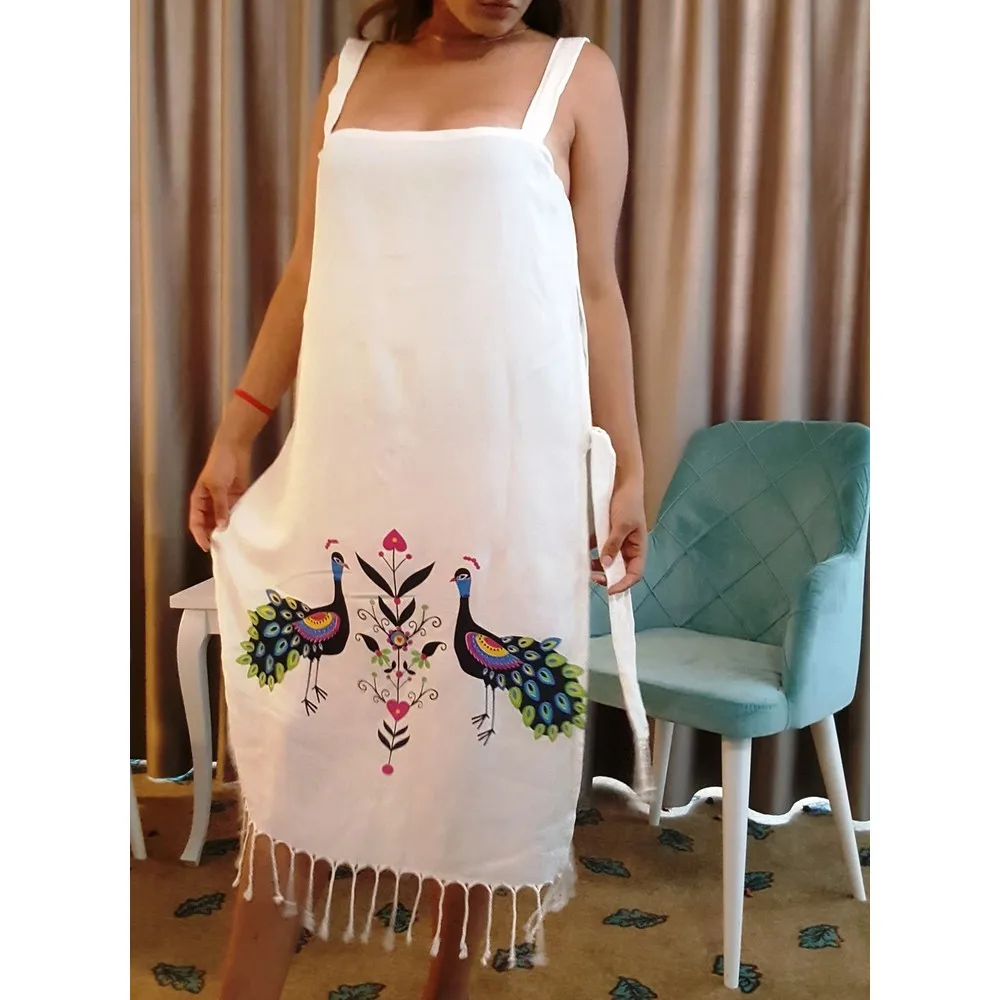 

Платье с лямкой на шее в виде павлина