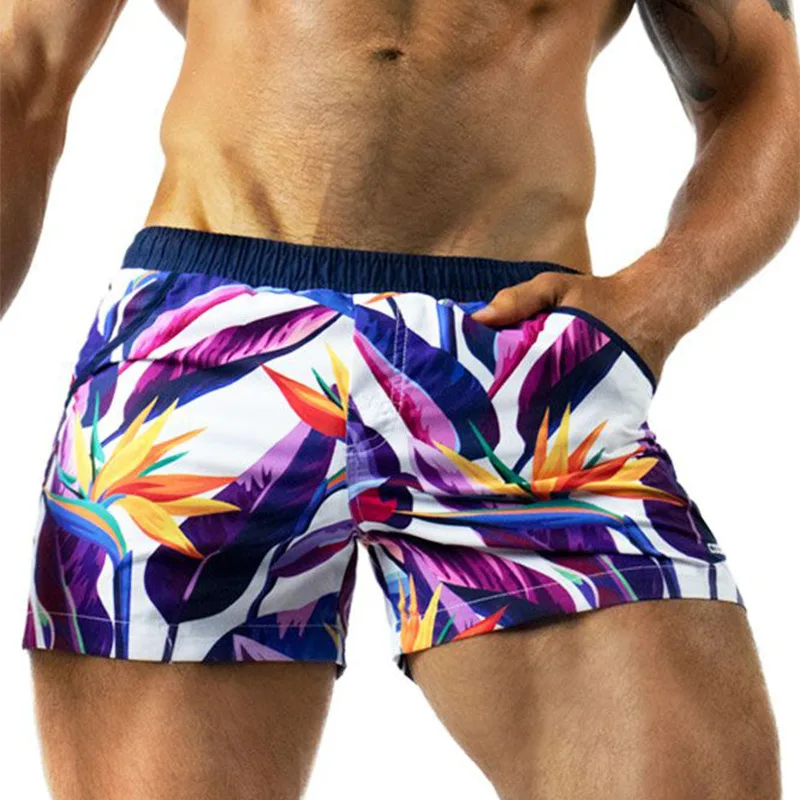 

summer new men's shorts Outdoor sports and leisure beach pants swimming trunks Gym Running Training Breathable Three Point Short