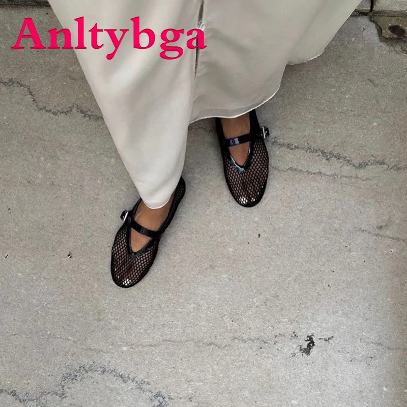 

Women's Spring and Autumn Season Shoes Flat Shoes Round Toe Woven Mesh Female Student Shoes Black Flat Shoes Fashionable strikin