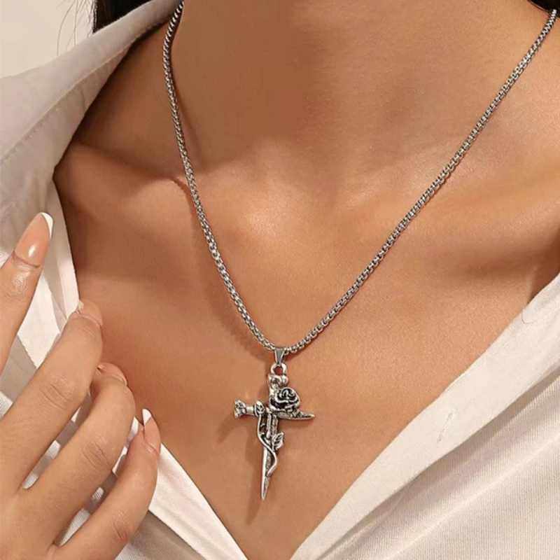 Женское винтажное ожерелье в виде Розы колье из нержавеющей стали стиле панк и