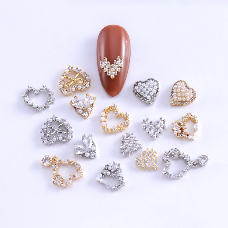 

New nail accessories, love diamonds, zircon, ultra sparkling metal alloy, and luxurious high-end nail decoration with zirconium