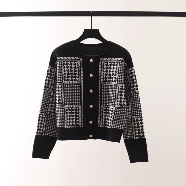 

Autumn and Winter New S Family French Style Retro French Style Spliced Thousand Bird Checker Knitted Sweater Coat Women