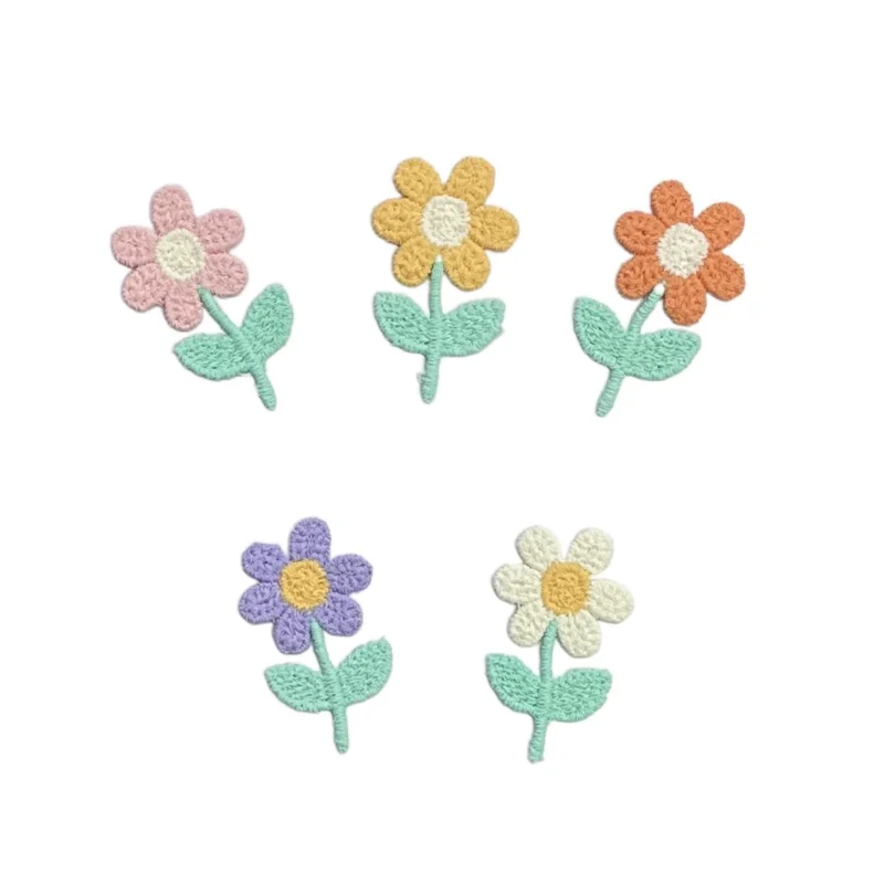 

100pcs/Lot Sew Small Knit Embroidery Patch Flower Daisy Underwear Shirt Bag Clothing Hair Decoration Accessory Craft Applique