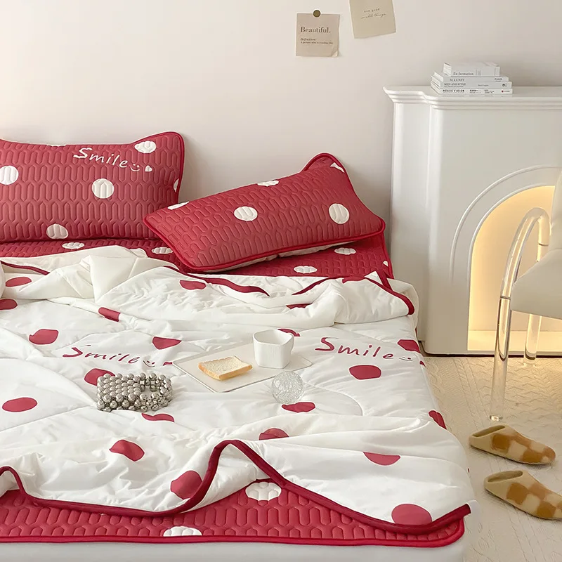 

Набор из трех предметов с латексным ковриком, Крутое шелковое летнее одеяло, комплект из четырех предметов, комбинированное летнее одеяло с...