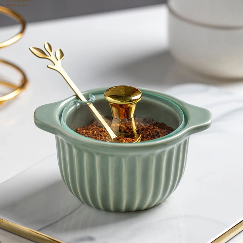 

Nordic Style Spice Pot Mix Set Luxury Top Seal Spoon Ceramics Spice Pot Glass Lid Pojemniki Na Przyprawy Home Storag Contains